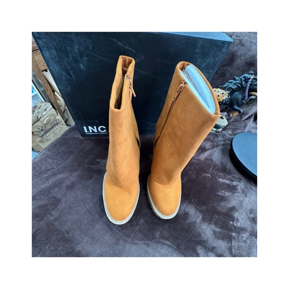 INC Rust Suede Like Women's Boots 8 - Picture 4 of 9